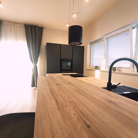 Villa Kora - Luxury Holiday Apartments Lumbarda Dış mekan fotoğraf