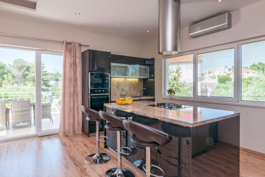 Villa Kora - Luxury Holiday Apartments Lumbarda Dış mekan fotoğraf
