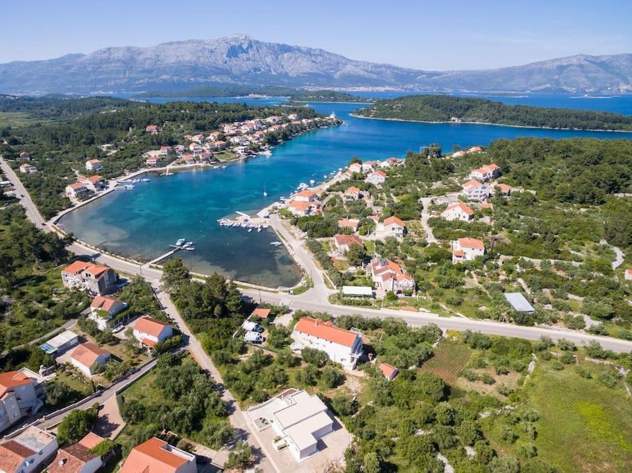 Villa Kora - Luxury Holiday Apartments Lumbarda Dış mekan fotoğraf